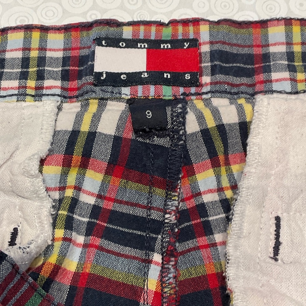 Tommy Hilfiger Plaid Cropped Pants - Picture 5 of 7